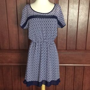 Small Gap Petal pattern dress